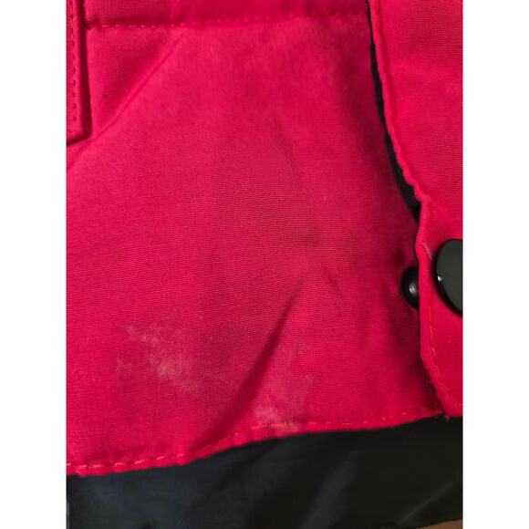 Canada goose red vest mens size L - Picture 3 of 4
